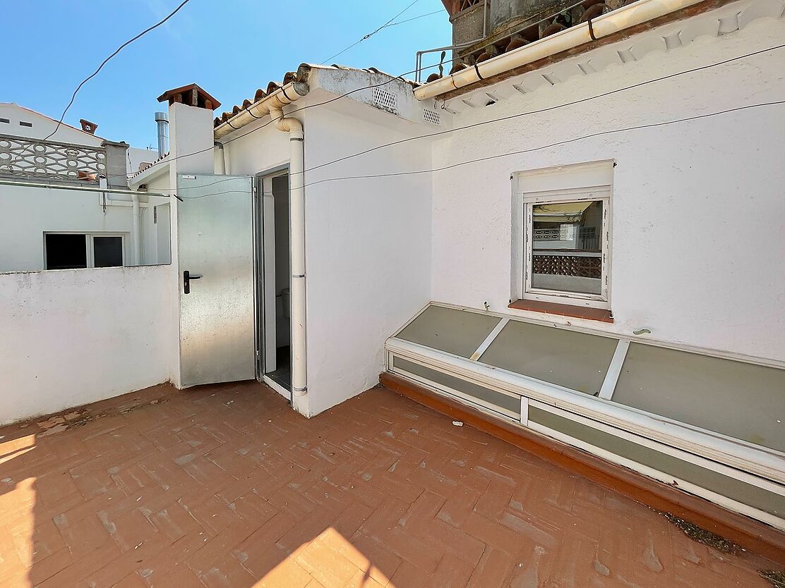 Renovated townhouse Palamós.