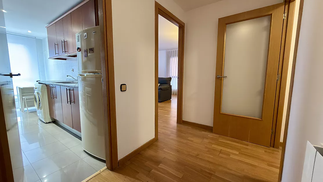 Pis ampli i lluminós al centre de Palafrugell amb ascensor.