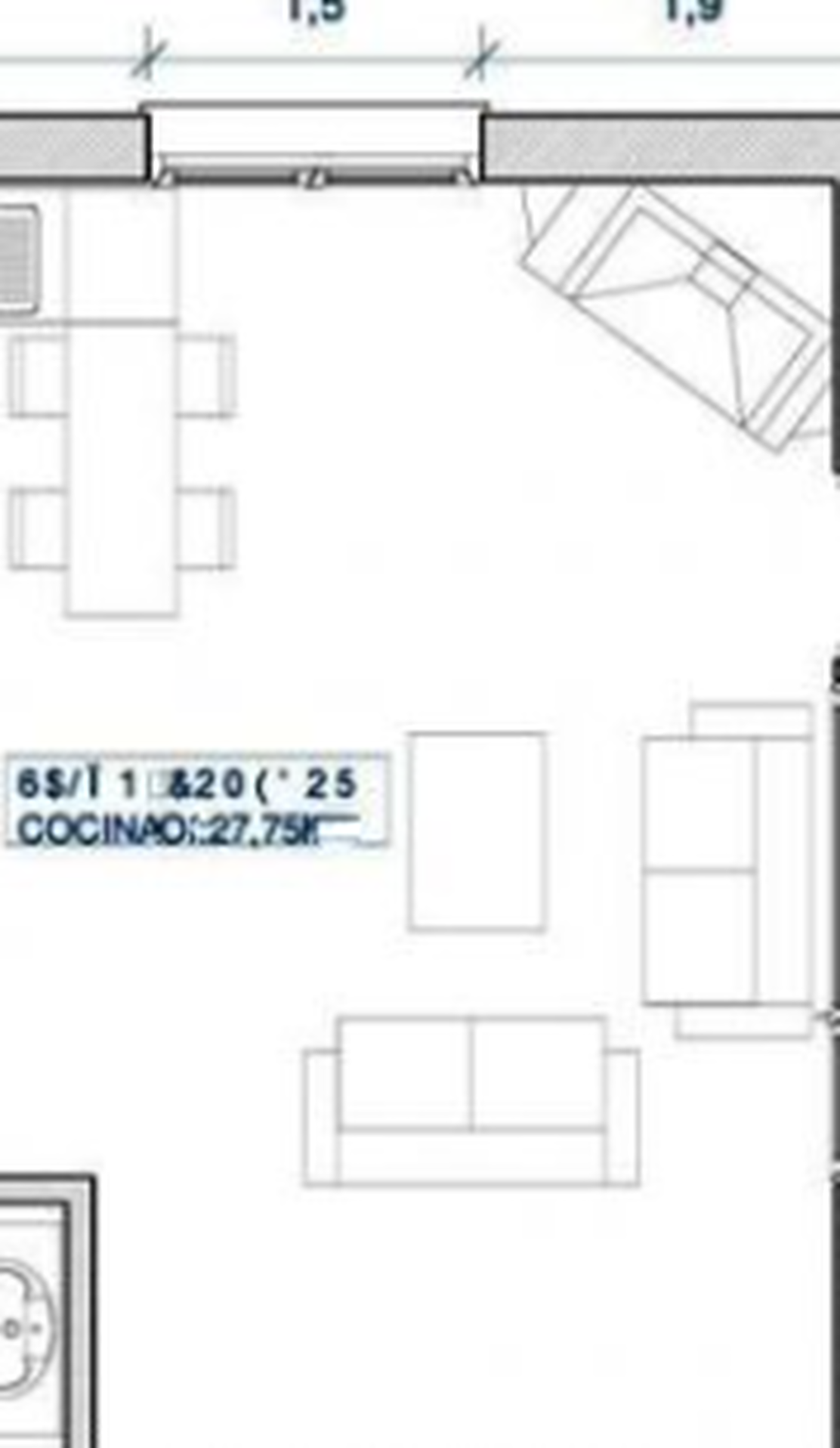 Espaiós àtic dúplex en perfecte estat amb terrassa cantonera i garatge tancat.