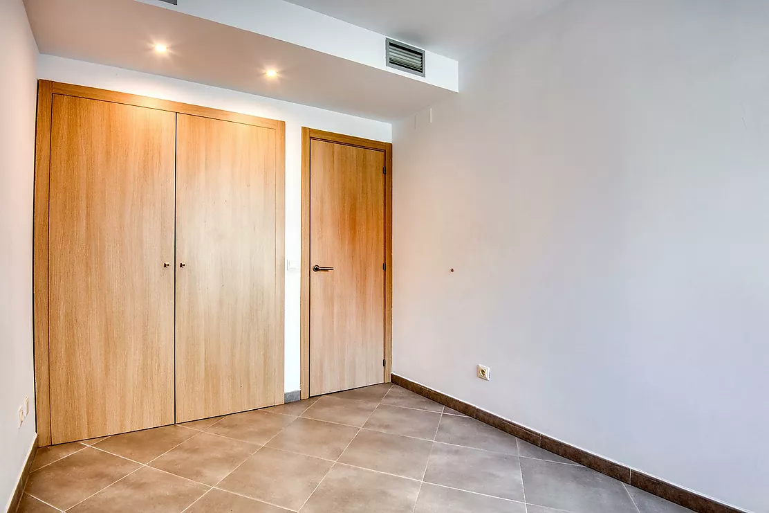 Pis lluminós a punt per entrar a viure.- Sant Feliu de Guíxols