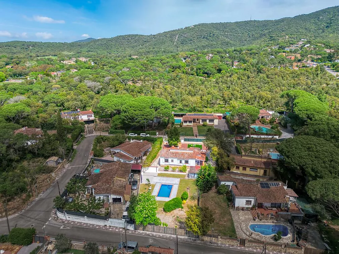 Wonderful house with a swimming pool