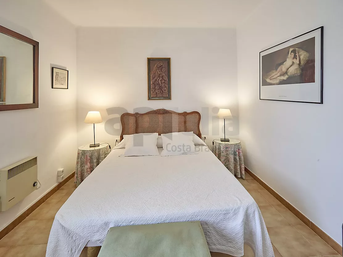 Villa with great potential, a 2,000 m  plot and boundless spaces in Los Pinares