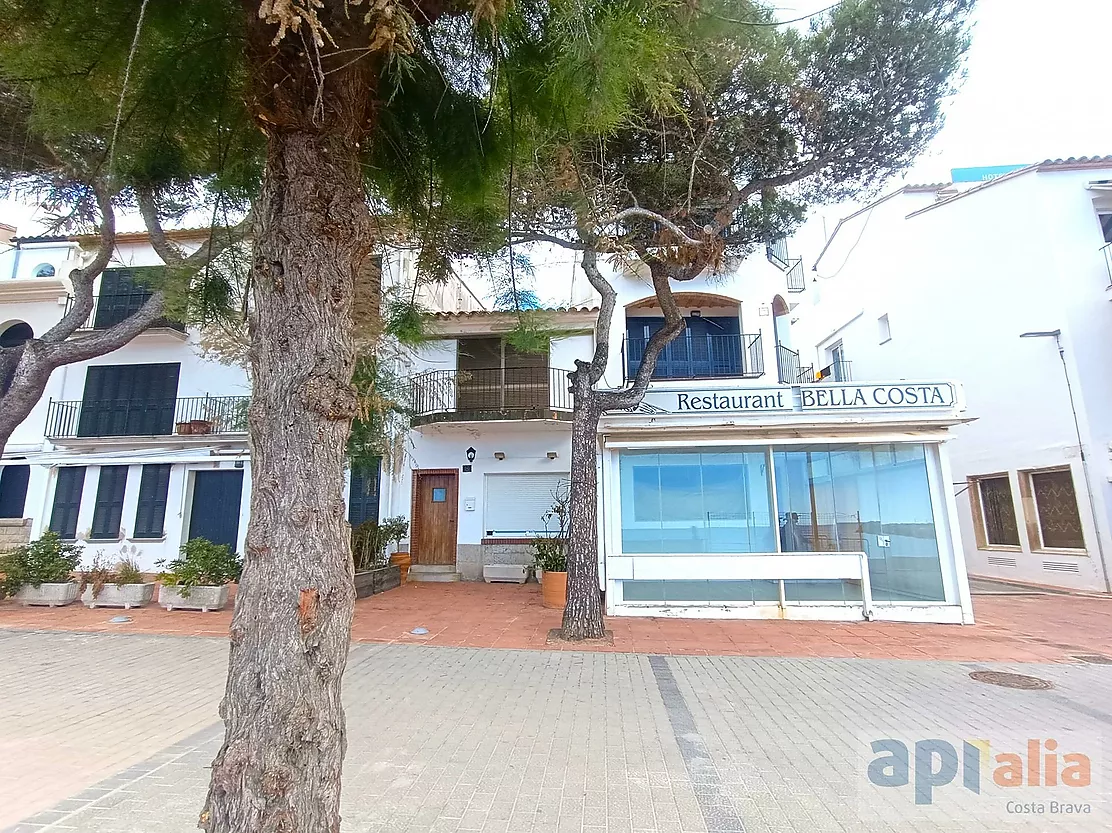RESTAURANT BELLACOSTA A LLAFRANC