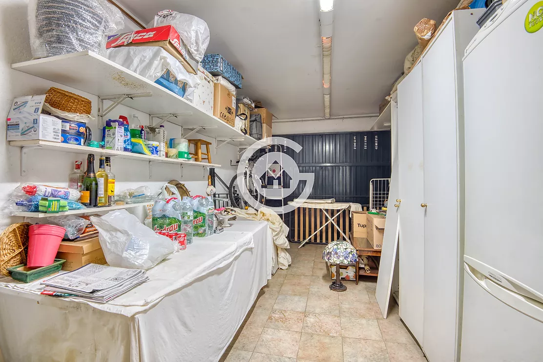 Acollidora casa adossada amb 3 habitacions , jardí privat en zona molt tranquil de Palafrugell