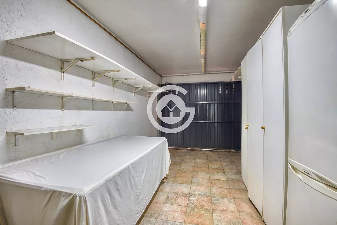 Acollidora casa adossada amb 3 habitacions , jardí privat en zona molt tranquil de Palafrugell
