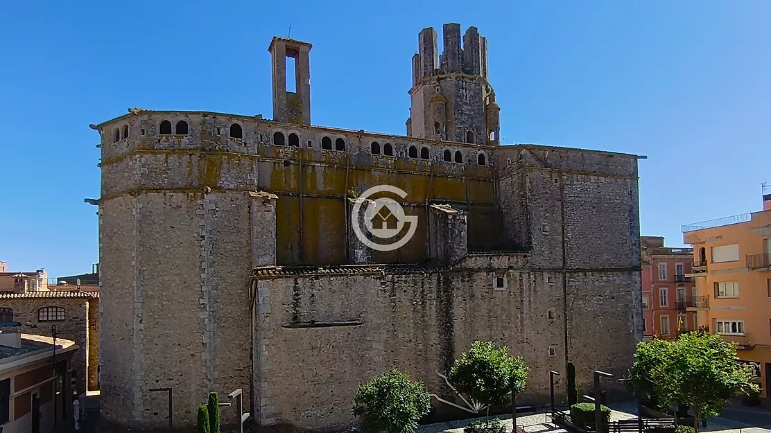 Pis reformat i llest per entrar-hi a viure al centre de Palafrugell