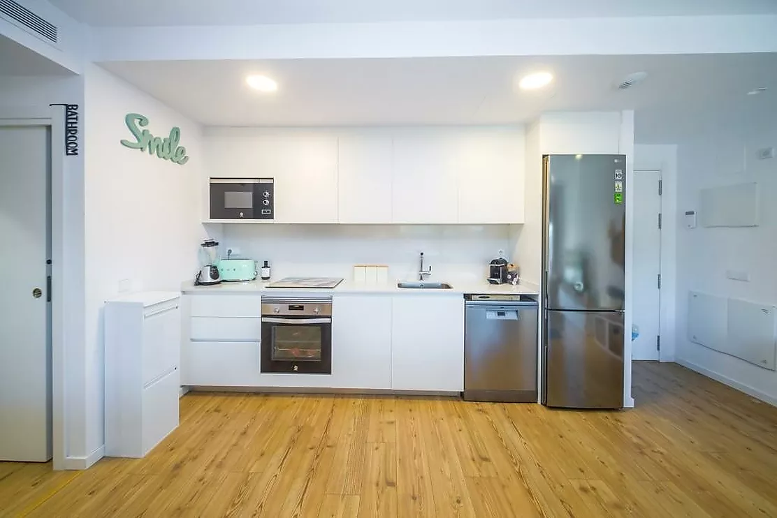 Impresionante planta baja con gran jardín privado de 128 m² y piscina comunitaria