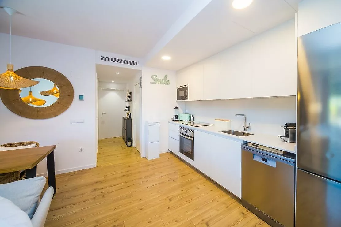 Impresionante planta baja con gran jardín privado de 128 m² y piscina comunitaria