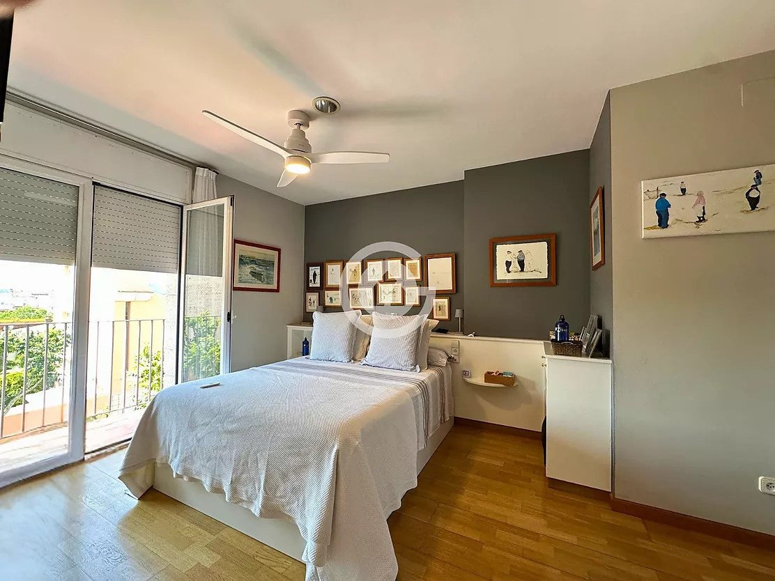 Magnífica casa adossada a Palafrugell amb 5 dormitoris, garatge i piscina comunitària.