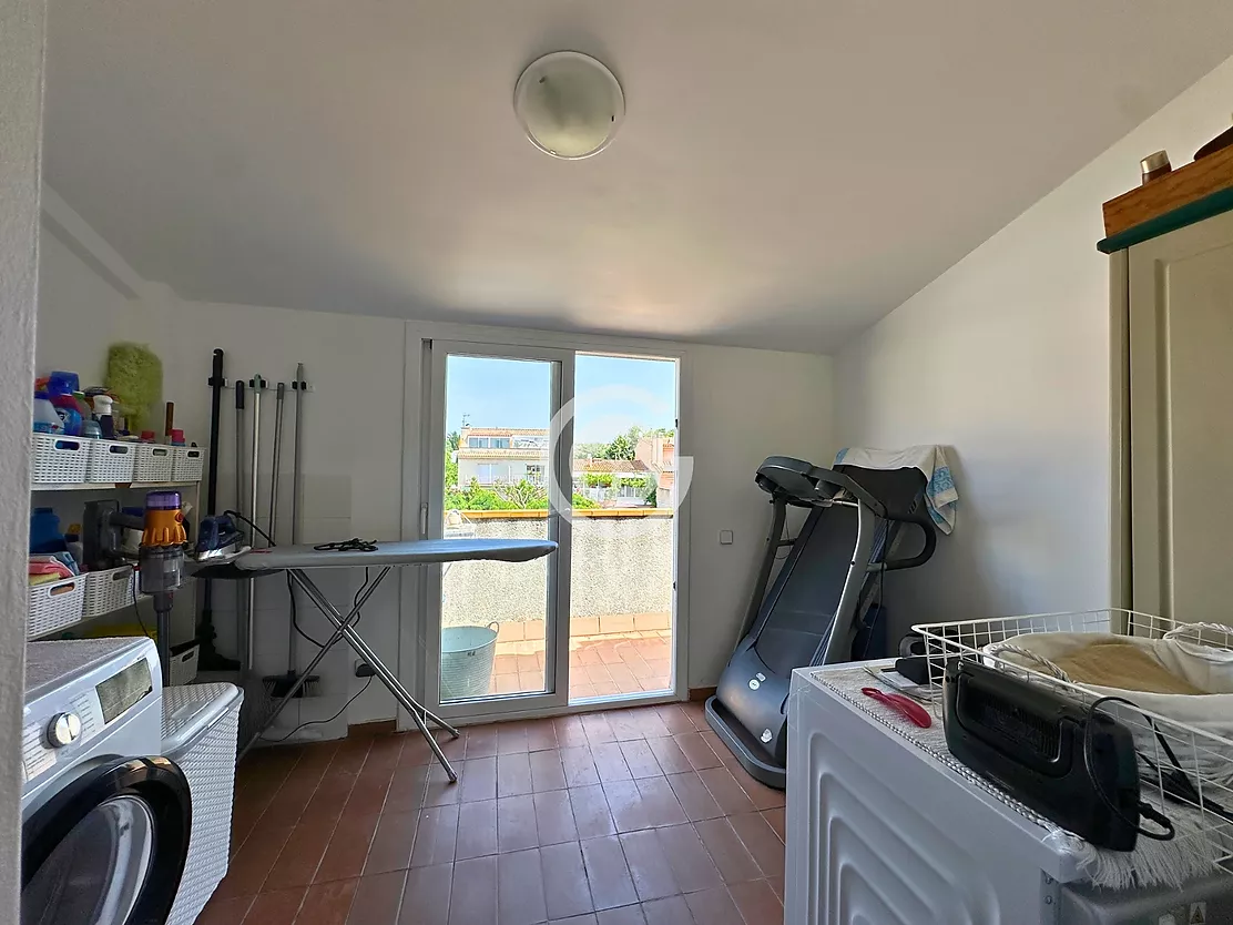 Magnífica casa adossada a Palafrugell amb 5 dormitoris, garatge i piscina comunitària.