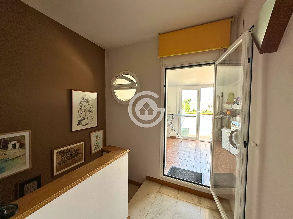 Magnífica casa adossada a Palafrugell amb 5 dormitoris, garatge i piscina comunitària.