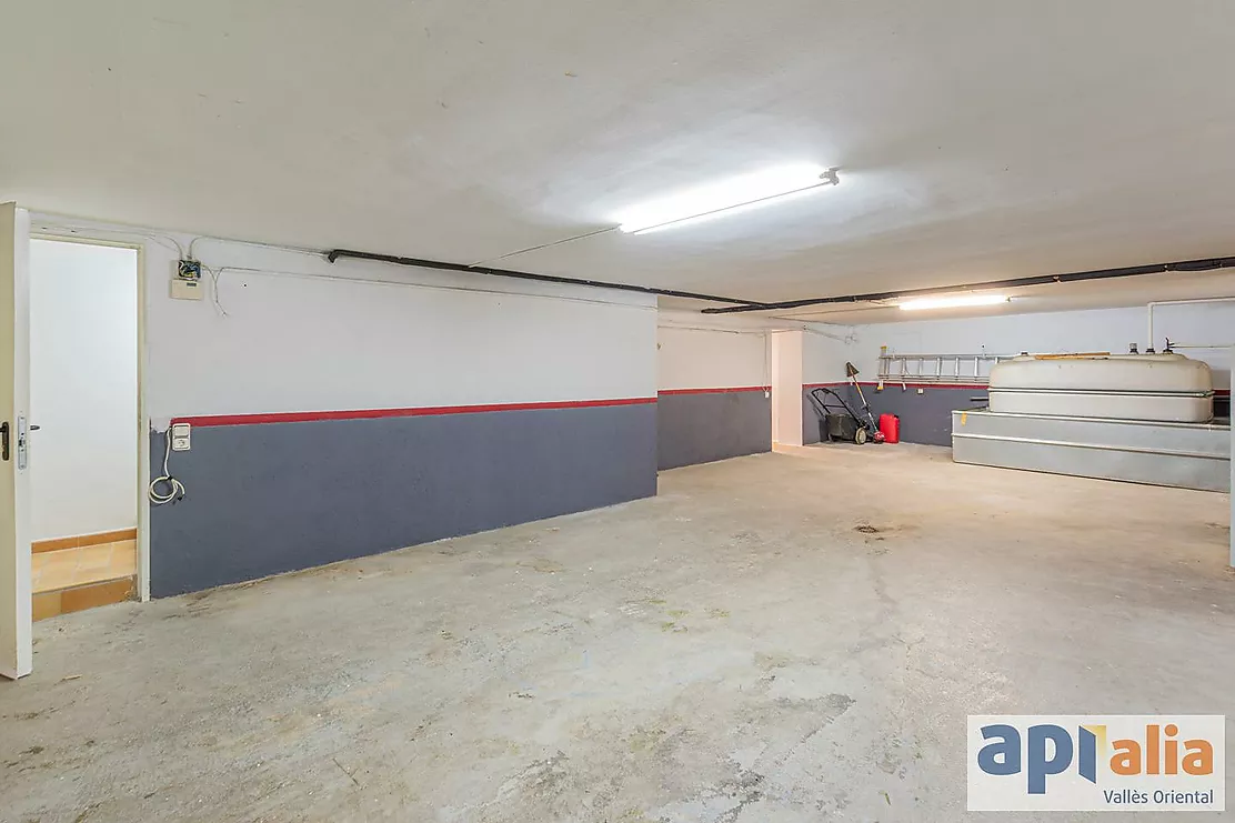 Sale of Chalet in Sant Pere de Vilamajor Urbanization Les Pungoles!!