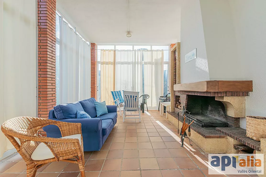 Sale of Chalet in Sant Pere de Vilamajor Urbanization Les Pungoles!!