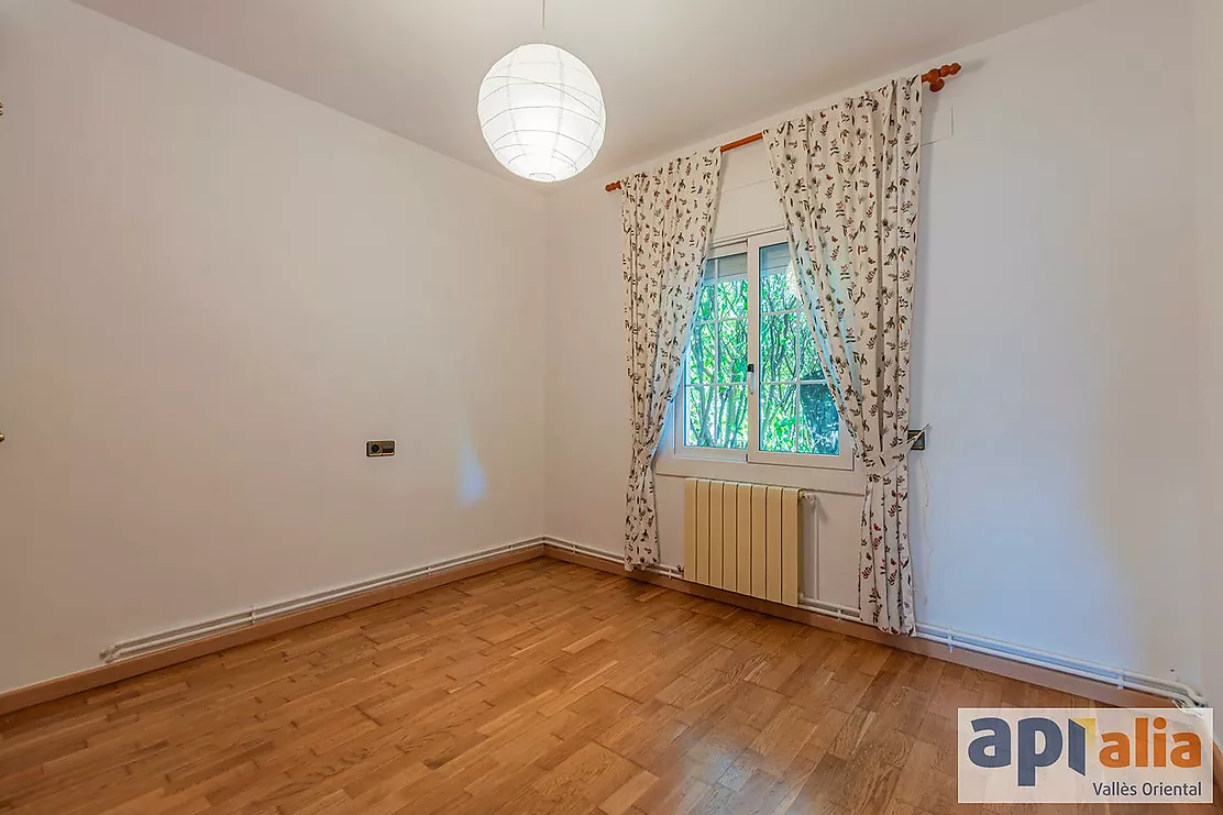 Sale of Chalet in Sant Pere de Vilamajor Urbanization Les Pungoles!!