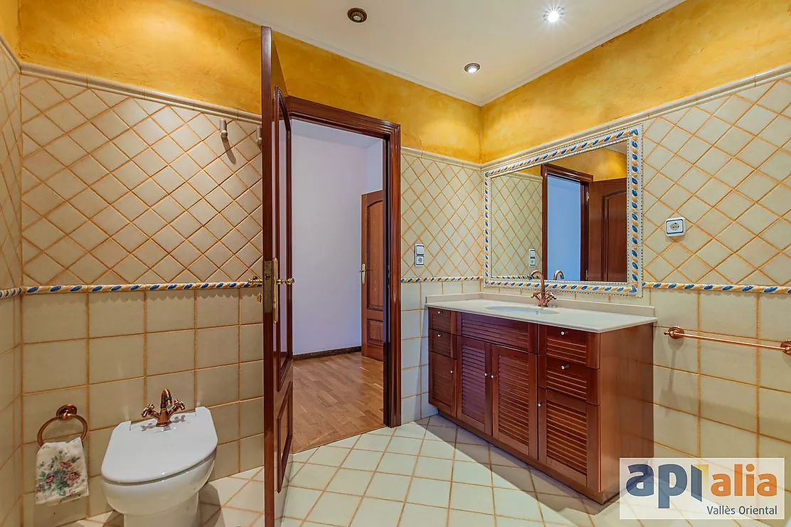 Sale of Chalet in Sant Pere de Vilamajor Urbanization Les Pungoles!!