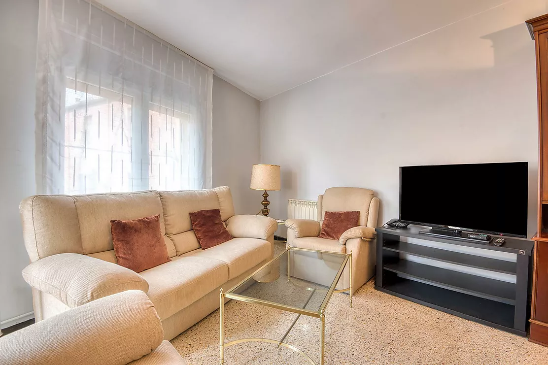 Renovated apartment two minutes from the sea.- Sant Feliu de Guíxols