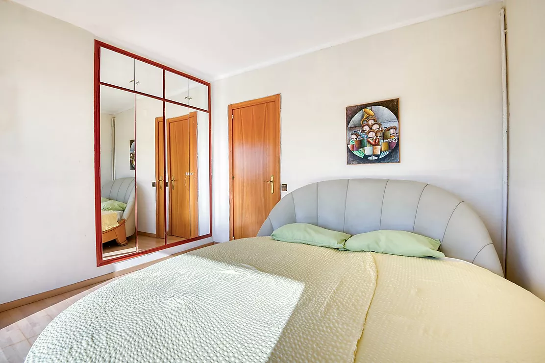 Beautiful apartment with terrace and views Platja d Aro