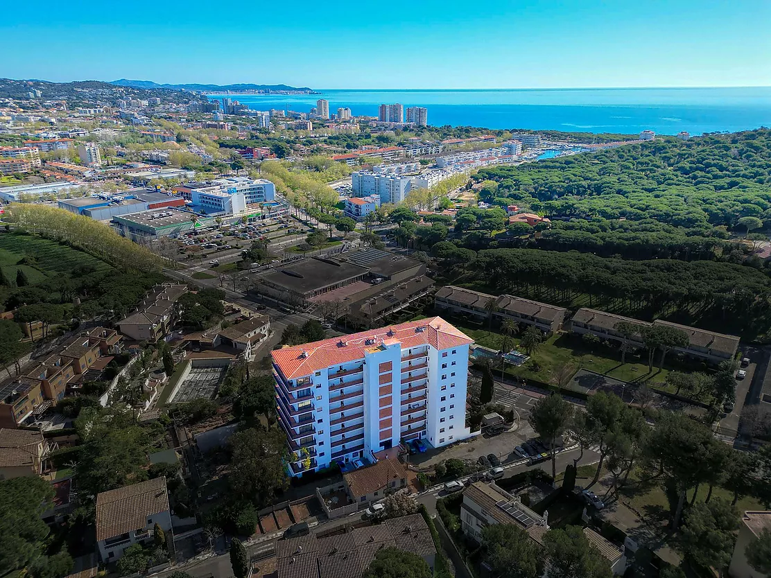 Beautiful apartment with terrace and views Platja d Aro