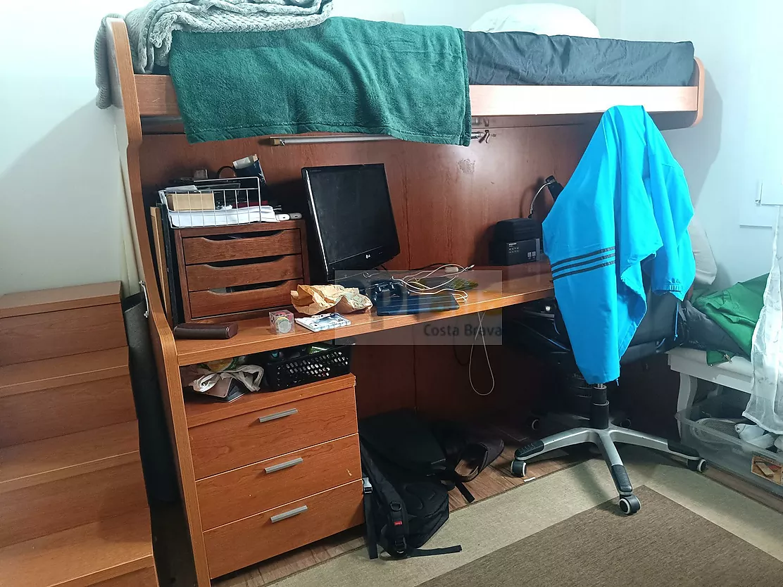 Appartement avec terrasse, ascenseur et parking.