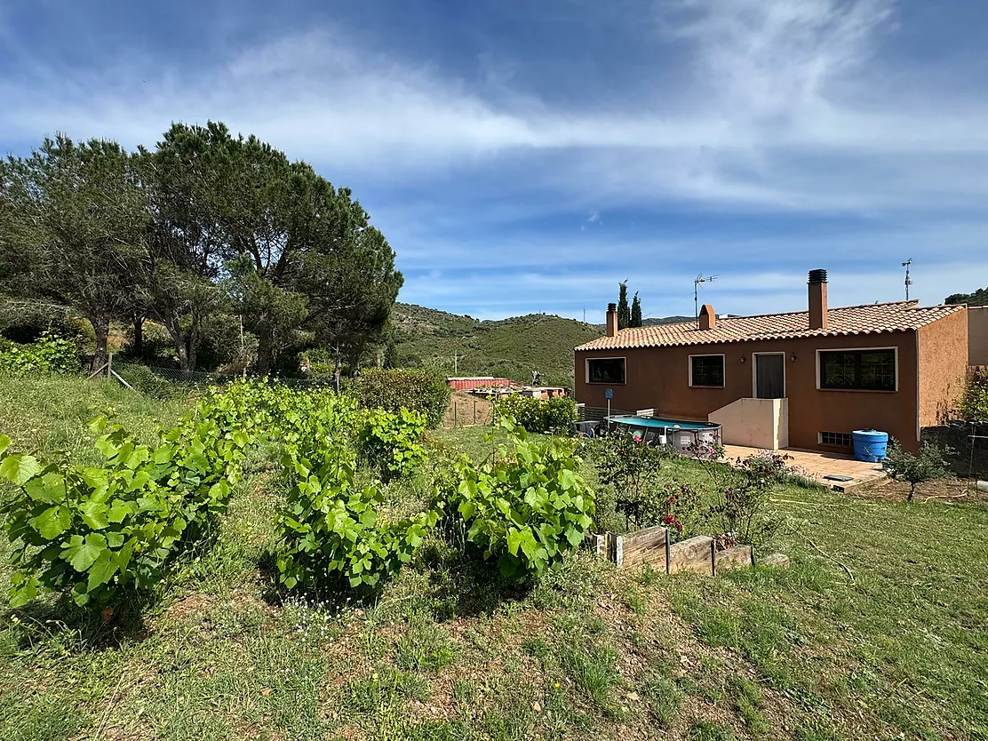 EXCLUSIVA CASA EN UNA IDÍLICA URBANIZACIÓN DEL ALT EMPORDÀ