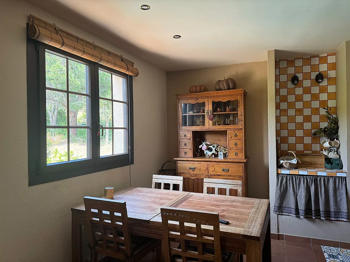 EXCLUSIVA CASA EN UNA IDÍLICA URBANIZACIÓN DEL ALT EMPORDÀ