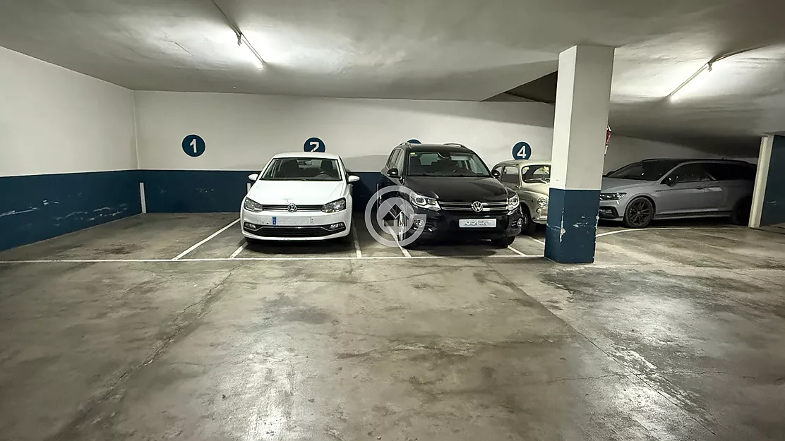 Plazas de parking en venta en Palafrugell | Individuales o conjuntas | Cerca del centro