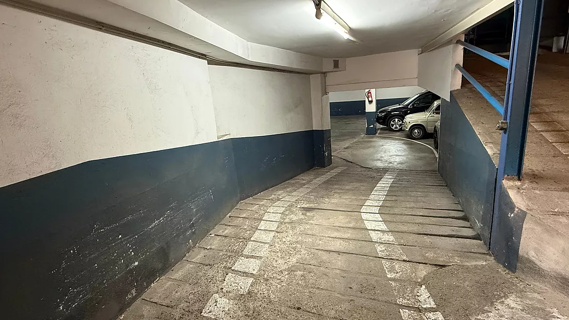 Plazas de parking en venta en Palafrugell | Individuales o conjuntas | Cerca del centro