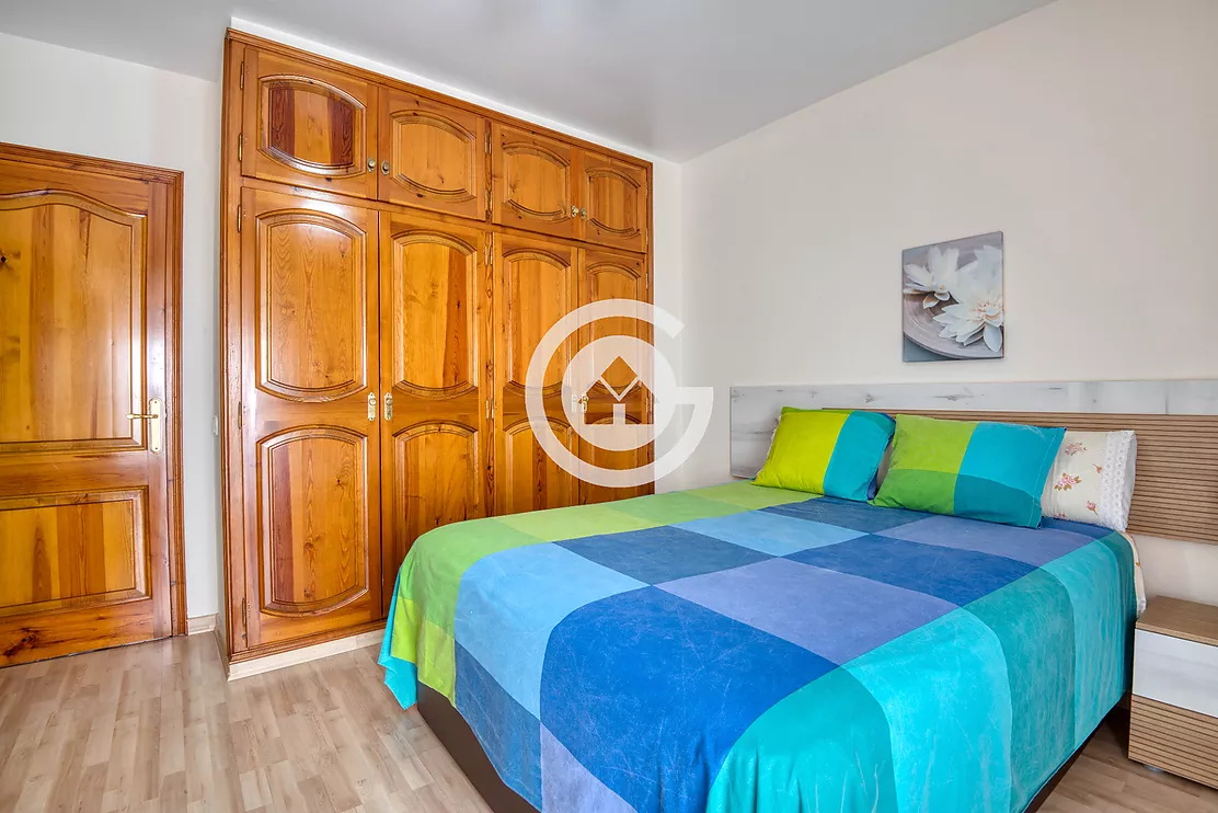 Casa de poble amb encant, jardí privat i un caràcter únic al cor de Palafrugell.