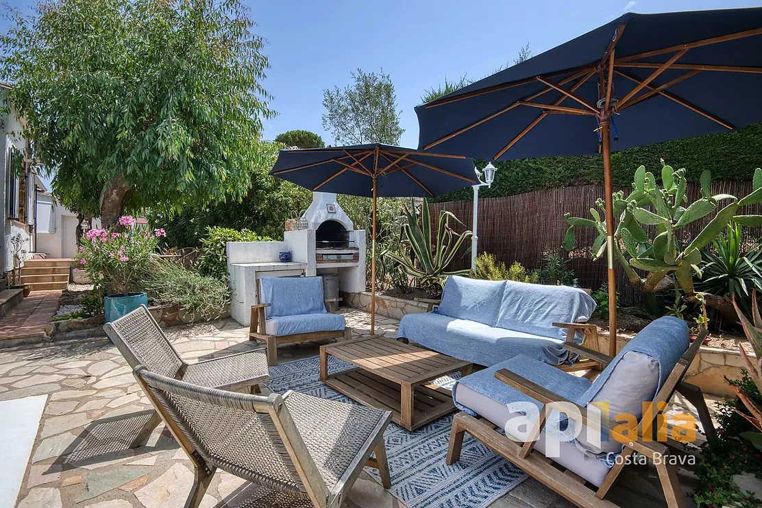 Magnifique villa rénovée avec licence touristique et piscine privée à Calonge