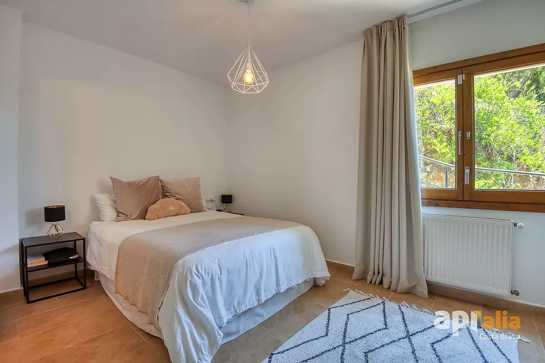 Espectacular casa con piscina y vistas para disfrutar del estilo de vida mediterráneo
