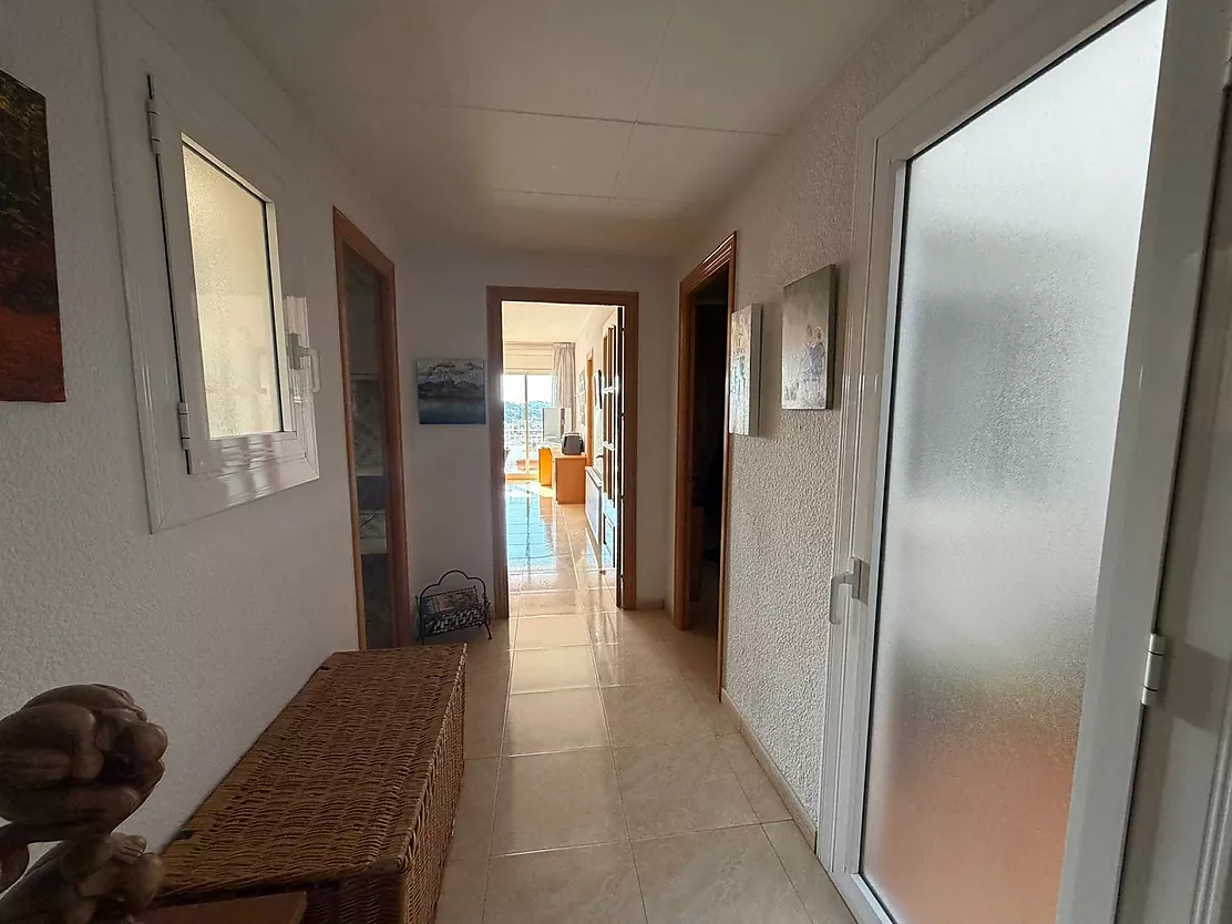 Amplio y luminoso piso de 118 m² con garaje en Sant Feliu de Guíxols