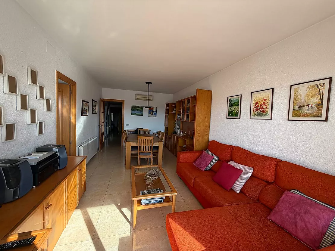 Amplio y luminoso piso de 118 m² con garaje en Sant Feliu de Guíxols