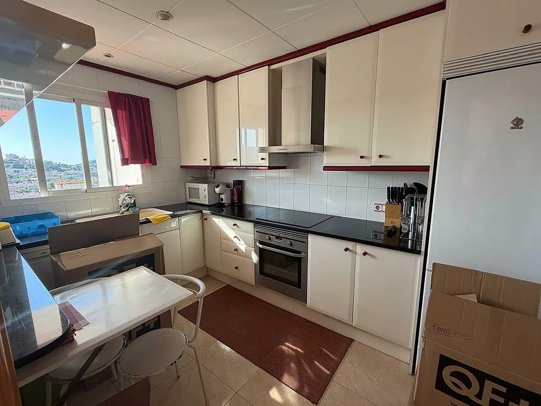 Amplio y luminoso piso de 118 m² con garaje en Sant Feliu de Guíxols