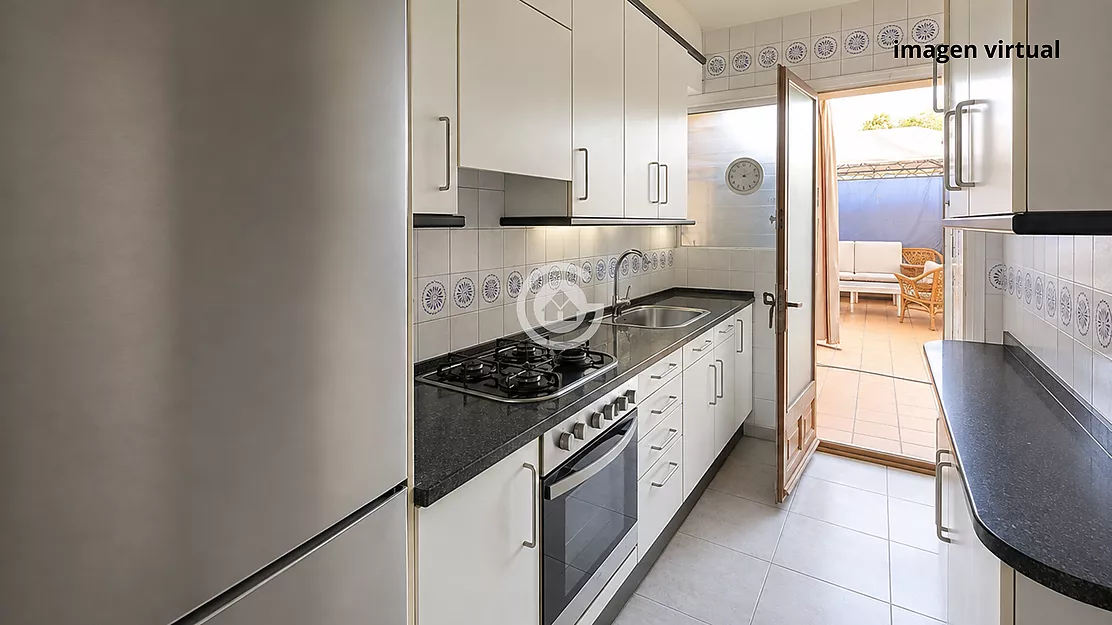 Spacieux appartement avec grande terrasse privée au centre de Palafrugell