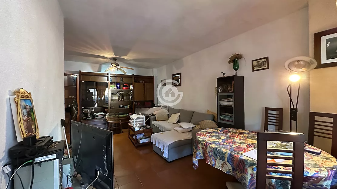 Spacieux appartement avec grande terrasse privée au centre de Palafrugell
