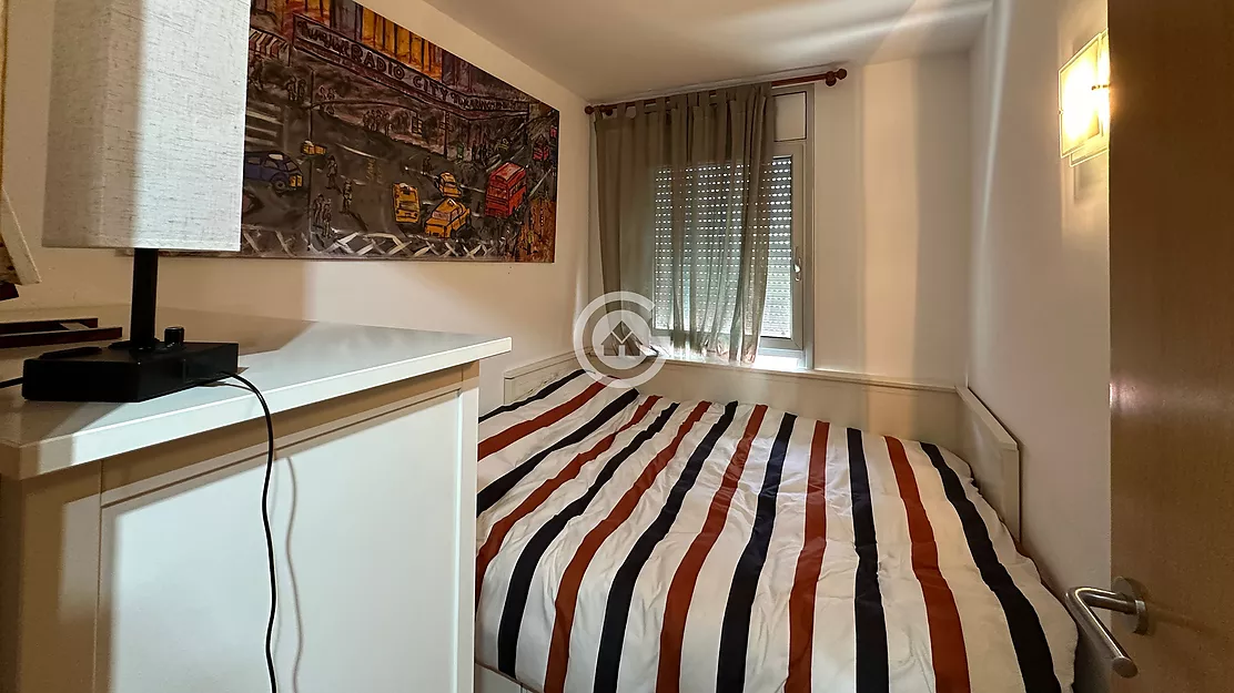 Ático dúplex con amplias terrazas y plaza de parking en el centro de Palafrugell