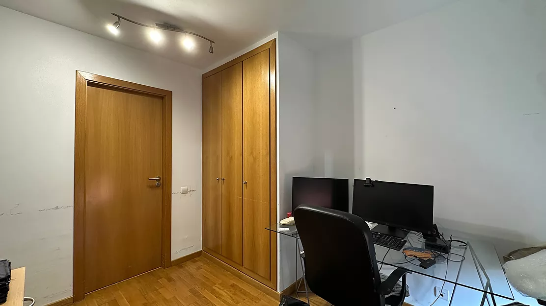 Ático dúplex con amplias terrazas y plaza de parking en el centro de Palafrugell