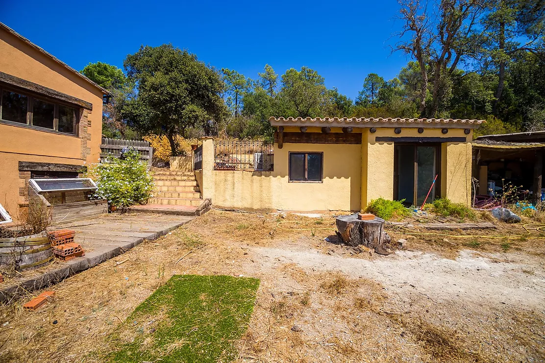 Country house with pool in Les Gavarres – Costa Brava