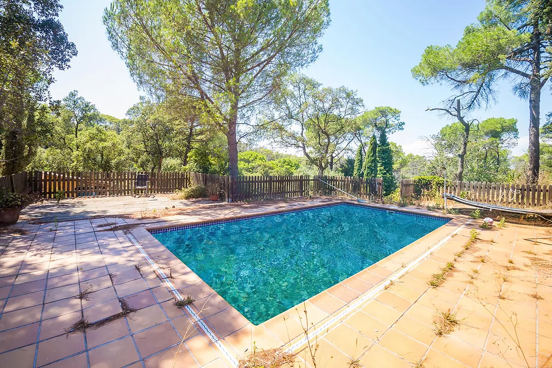 Country house with pool in Les Gavarres – Costa Brava