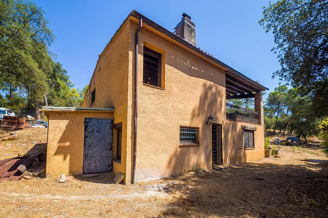 Country house with pool in Les Gavarres – Costa Brava