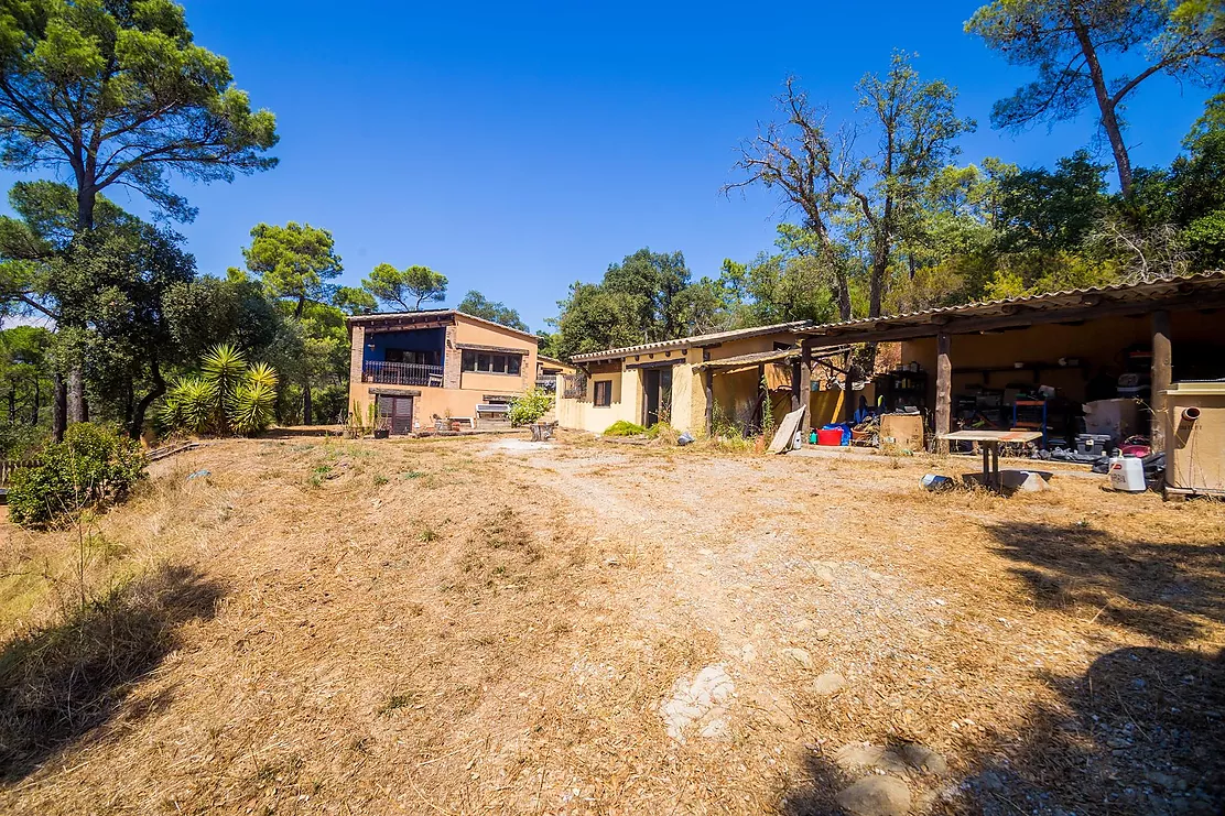 Country house with pool in Les Gavarres – Costa Brava