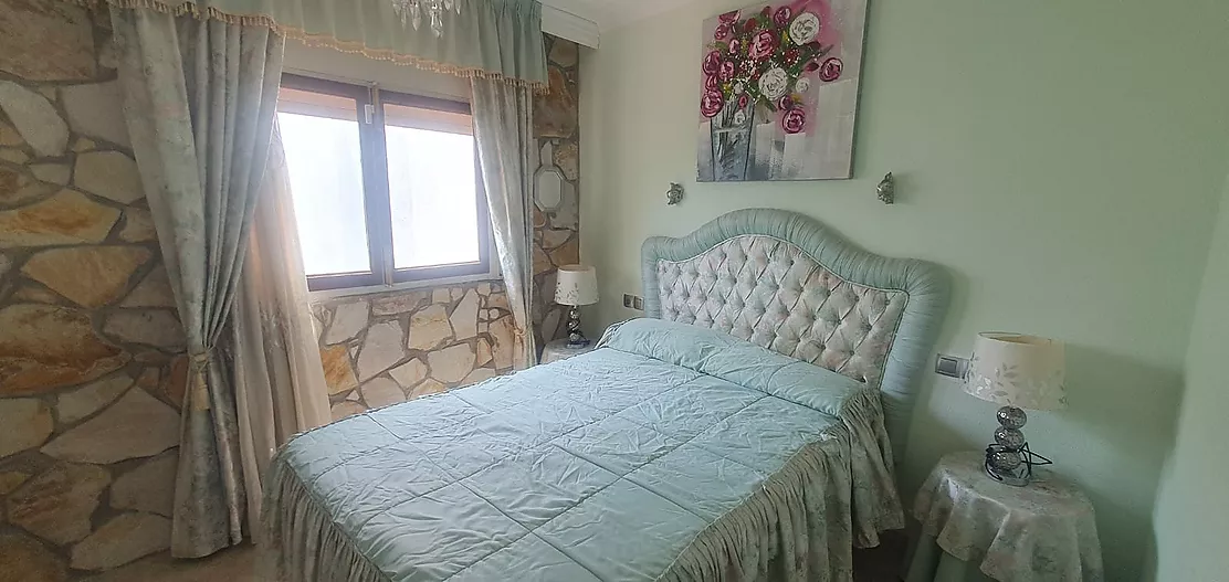 Descubre esta vivienda situada en una de las zonas residenciales de Rose