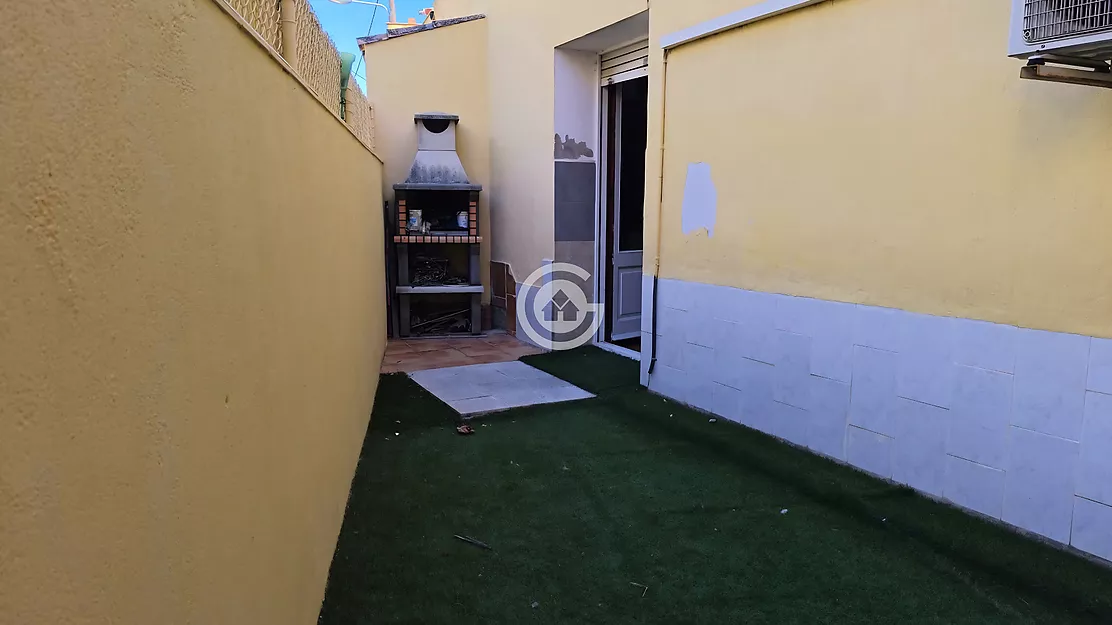 Casa de pueblo con patios y garaje cerca del centro de Palafrugell