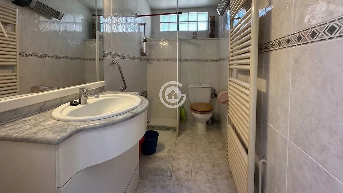 Casa de pueblo con patios y garaje cerca del centro de Palafrugell
