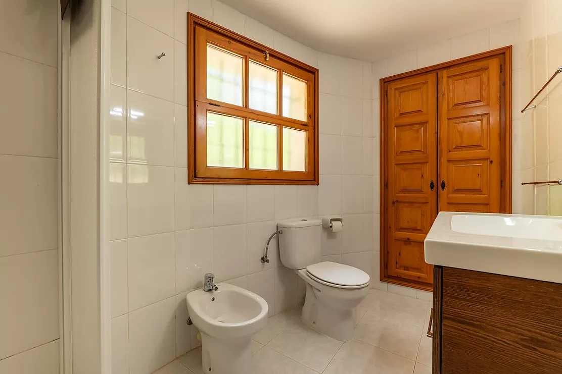 Detached Villa with Pool and Panoramic Mountain Views in Calonge
