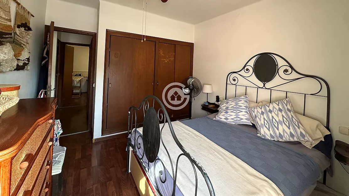 SPACIOUS 6-BEDROOM HOUSE WITH 2 BATHROOMS, GARAGE AND TERRACE IN PALAFRUGELL