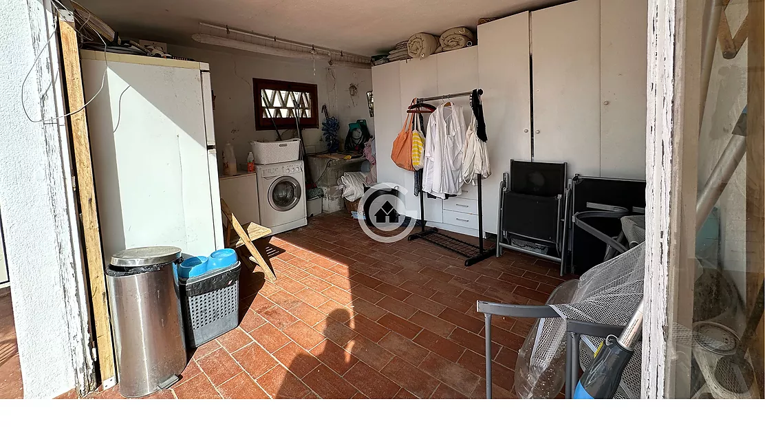 SPACIOUS 6-BEDROOM HOUSE WITH 2 BATHROOMS, GARAGE AND TERRACE IN PALAFRUGELL