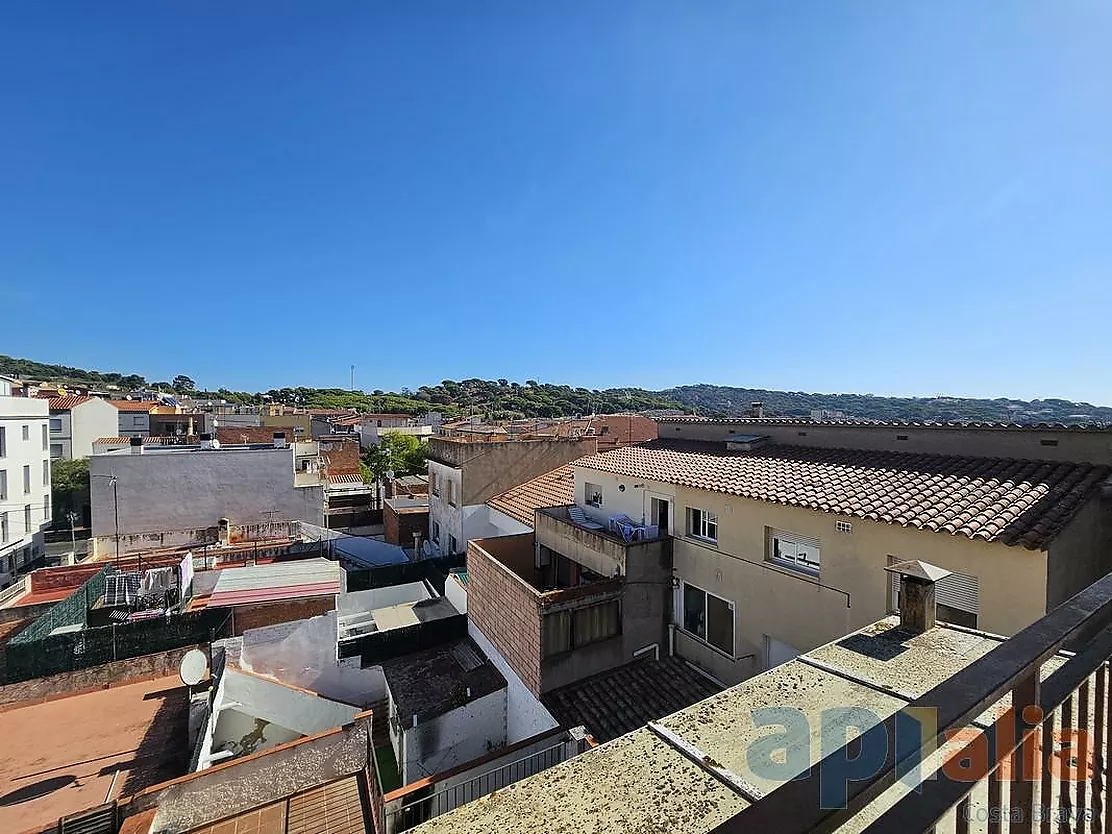 DUPLEX AMB TERRASSA A SANT FELIU DE GUÍXOLS