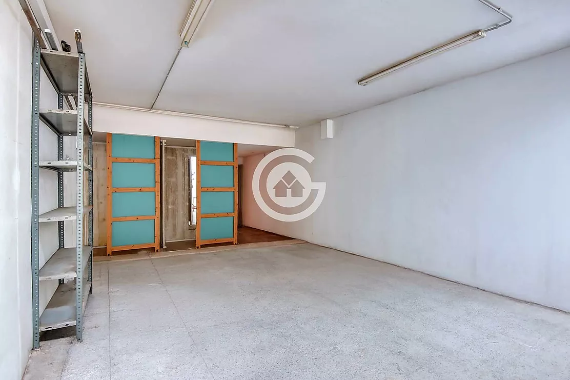TOWNHOUSE WITH COMMERCIAL PREMISES IN THE CENTRE OF PALAFRUGELL A PROJECT WITH ENDLESS POSSIBILITIES