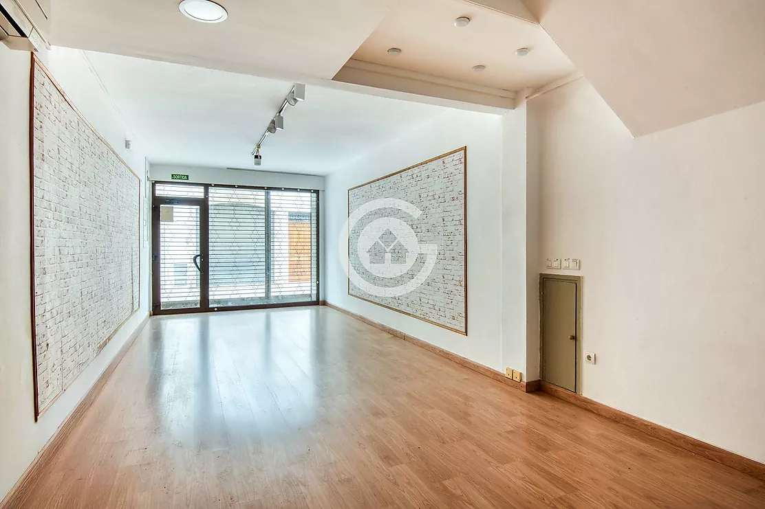TOWNHOUSE WITH COMMERCIAL PREMISES IN THE CENTRE OF PALAFRUGELL A PROJECT WITH ENDLESS POSSIBILITIES